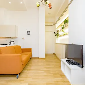  Appartamento Minimal Near Bocconi Italia